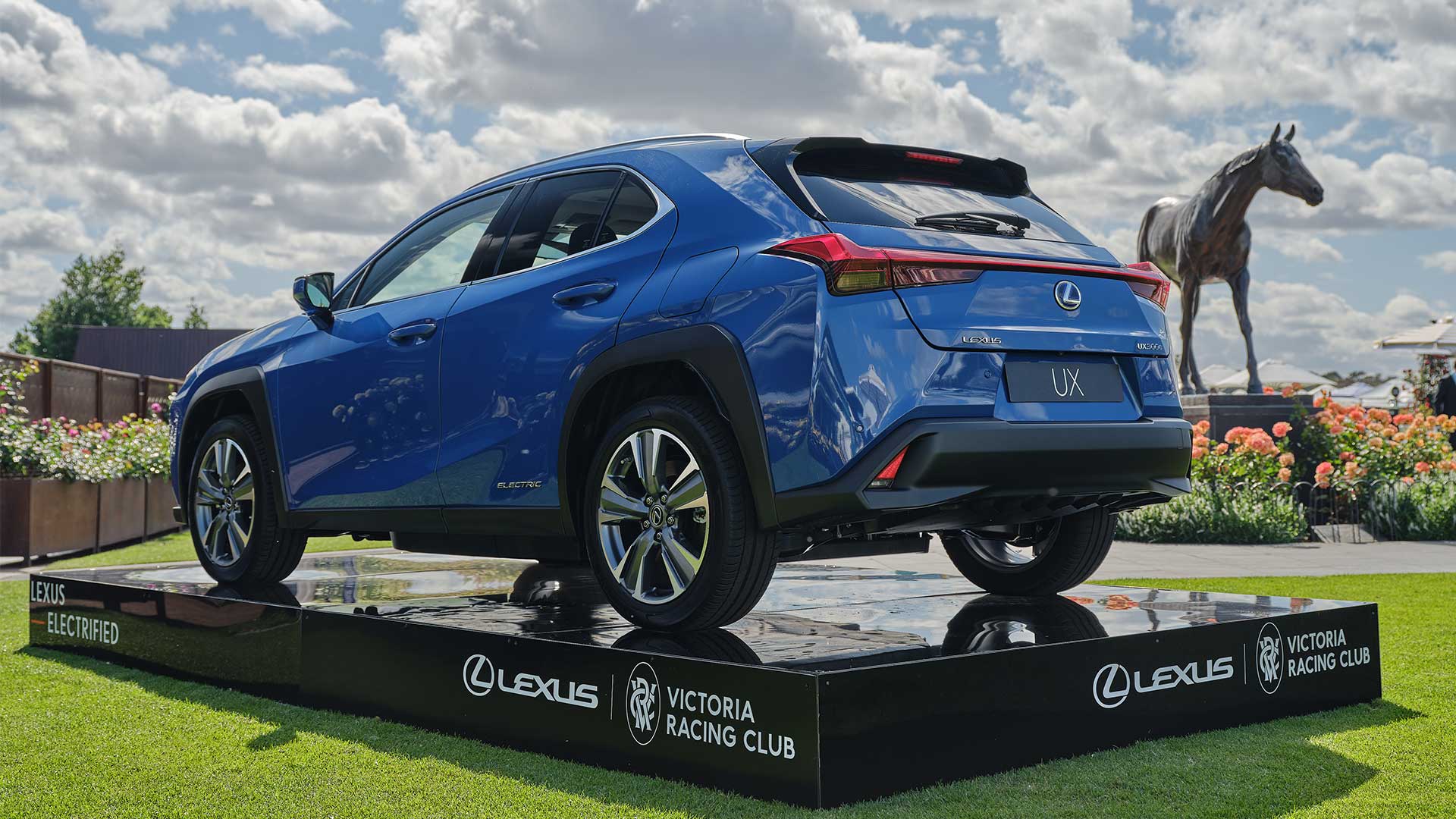 Lexus UX 300e Sports Luxury.